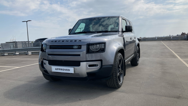 Land Rover Defender 3.0 D300 HSE 110 5dr Auto Diesel Estate
